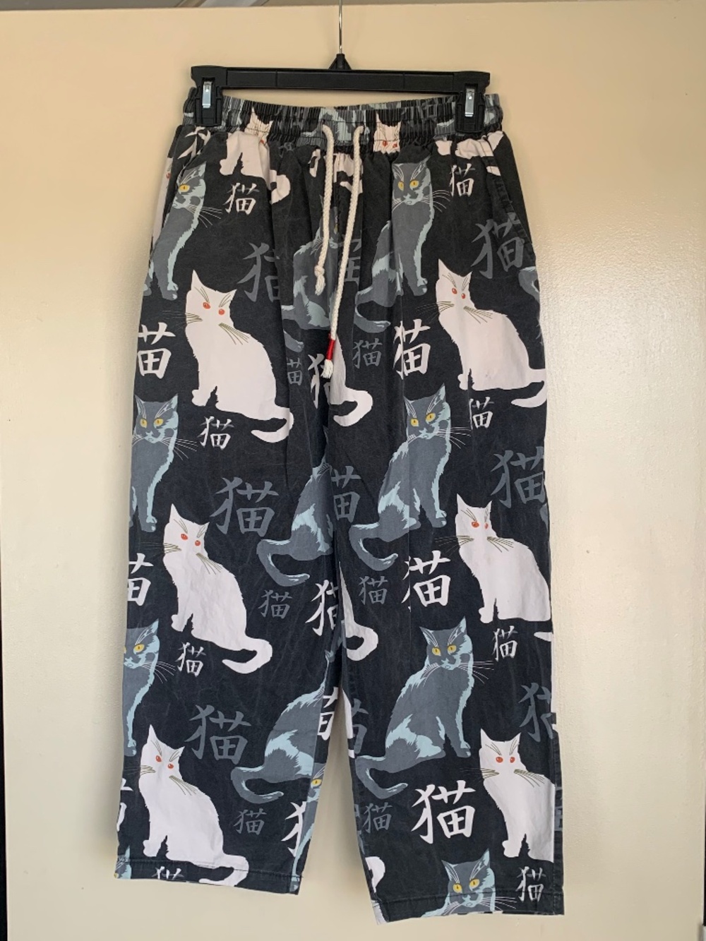 Kidoriman Cat Harem Graphic Japanese Pants Runs Small Flawed XL